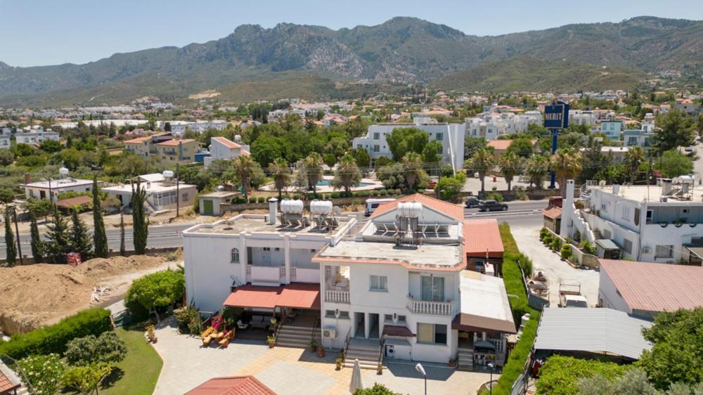 Citrus Tree Gardens Ξενοδοχείο Καραβάς Εξωτερικό φωτογραφία