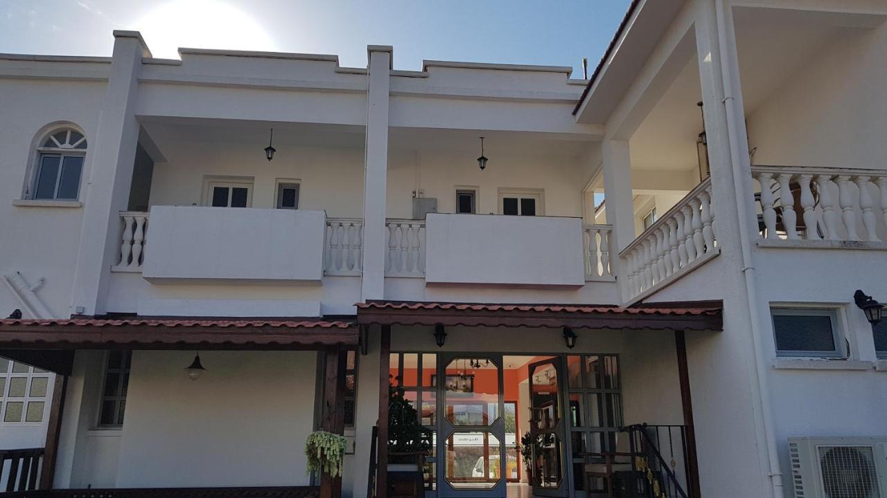 Citrus Tree Gardens Ξενοδοχείο Καραβάς Εξωτερικό φωτογραφία
